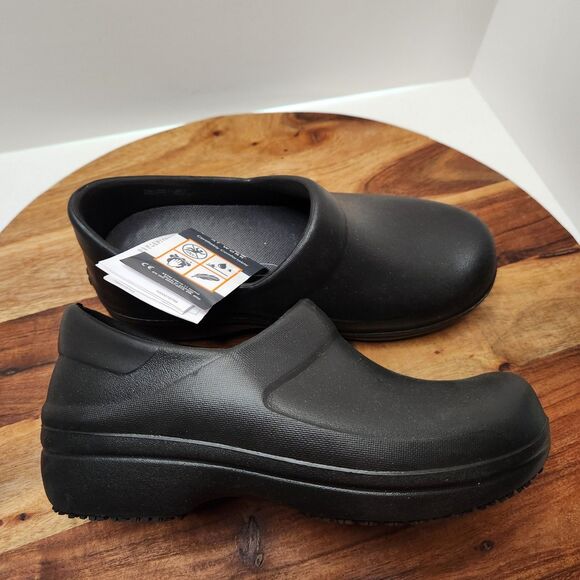 Crocs Neria Pro II Work Clog – Women’s 6, Black, Slip-Resistant - Picture 1 of 8